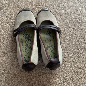 Merrell Shoes - Merrell flats size 6 Merrell Shoes - Merrell flats size 6